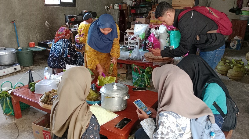 OSFE Unigoro: Mahasiswa Baru Terjun Langsung Dampingi UMKM Bojonegoro